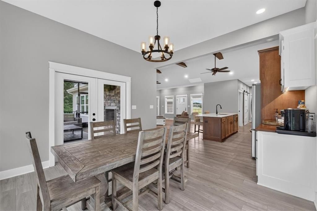 803 NE Lakota Drive — photo 18