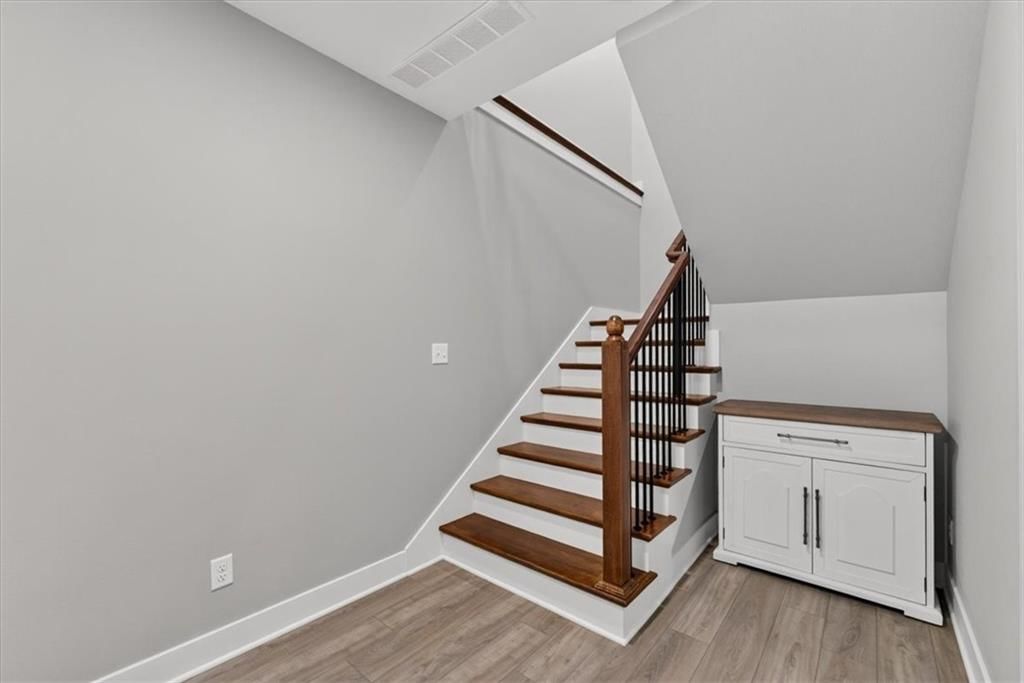 803 NE Lakota Drive — photo 31