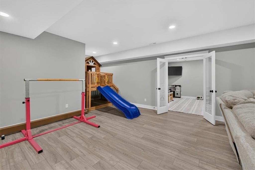 803 NE Lakota Drive — photo 37