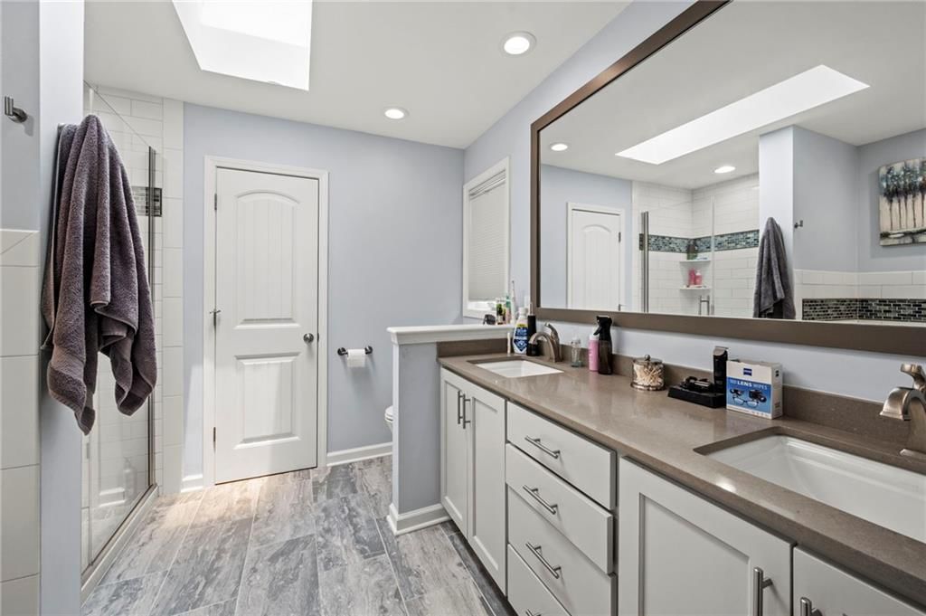 8401 N Wayland Avenue — photo 14
