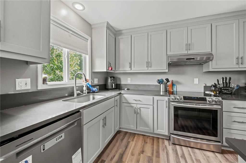 8401 N Wayland Avenue — photo 15