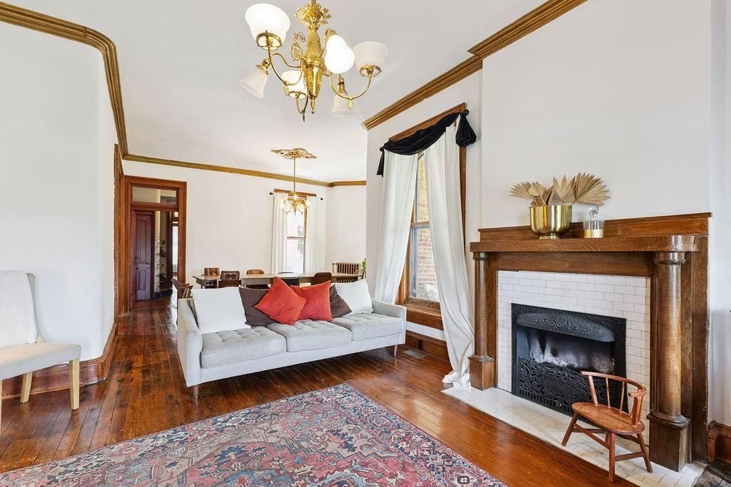 1102 Felix Street — photo 21