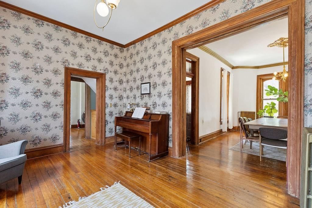 1102 Felix Street — photo 27
