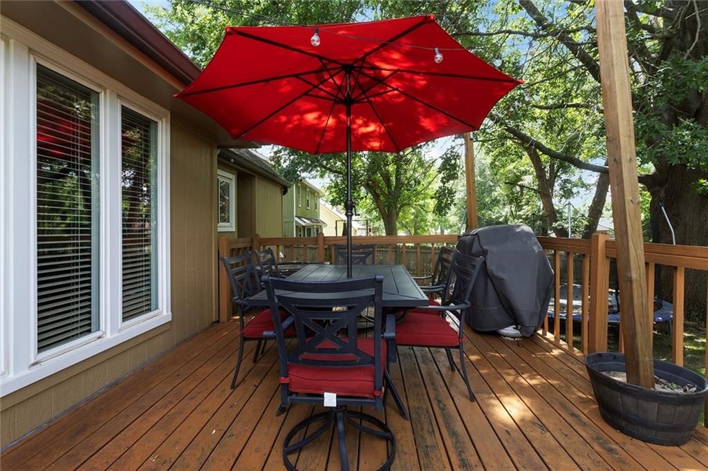 3710 NE Stanton Street — photo 33