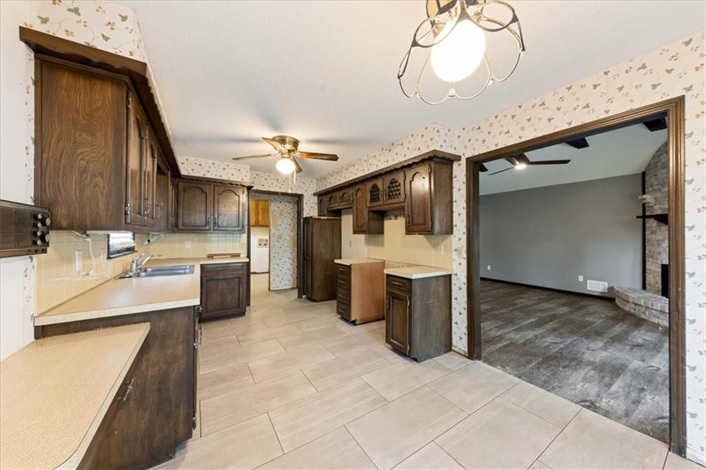 3604 S Emery Street — photo 9