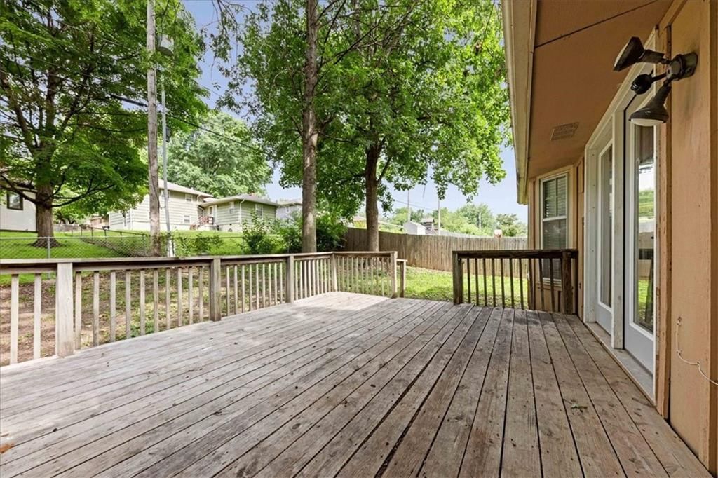 3604 S Emery Street — photo 24