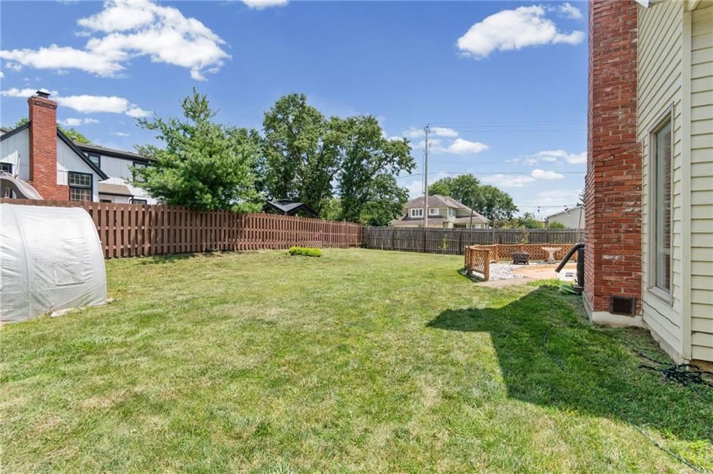 11102 W 114th Terrace — photo 32