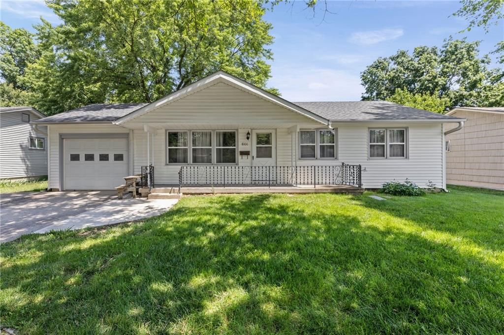 8100 E 90th Terrace, Kansas City, MO