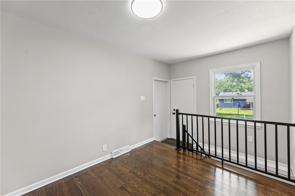 8100 E 90th Terrace — photo 8