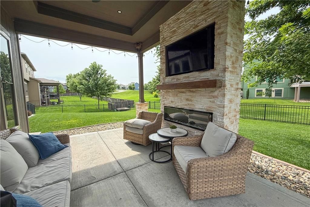 104 SW Shores Drive — photo 15