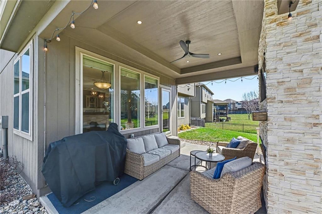 104 SW Shores Drive — photo 47