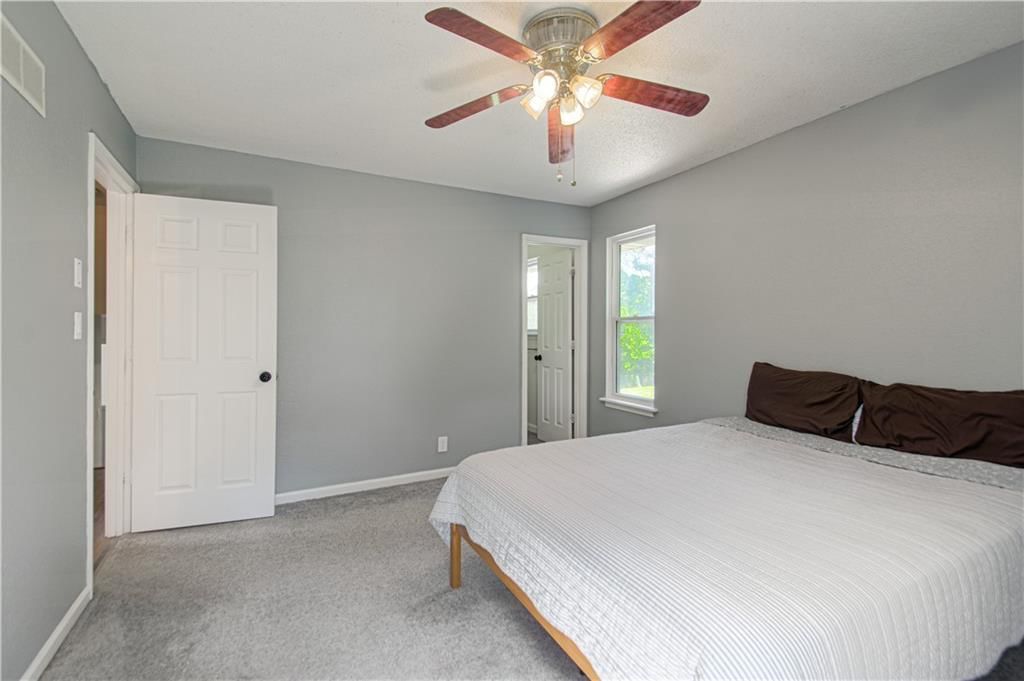 8136 Berger Avenue — photo 17
