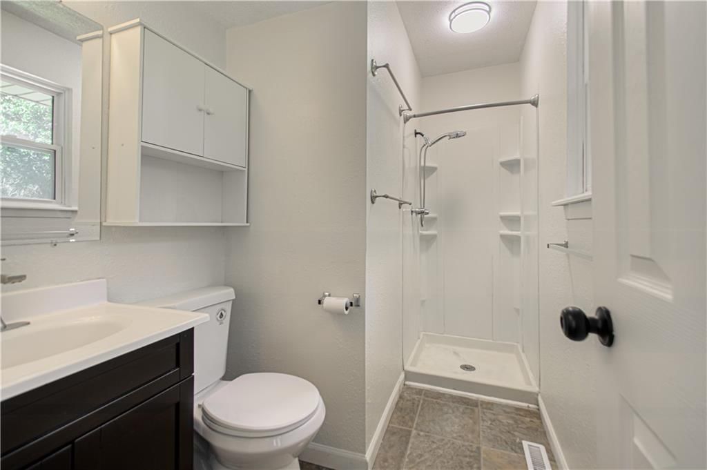 8136 Berger Avenue — photo 18