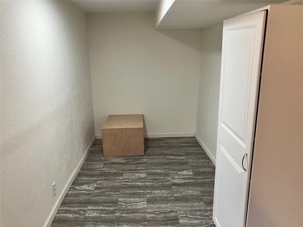 8136 Berger Avenue — photo 27