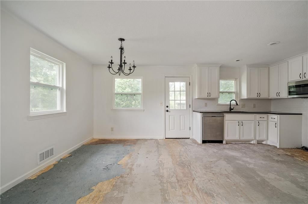 9302 W 83rd Street — photo 6