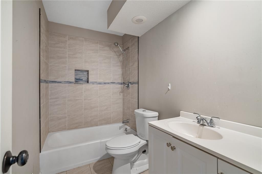 9302 W 83rd Street — photo 10