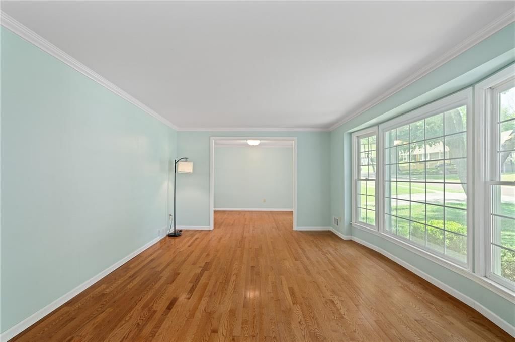 10603 W 98 Terrace — photo 8