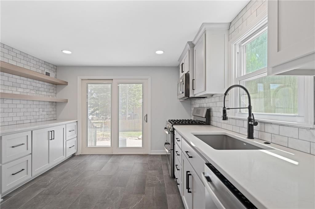10603 W 98 Terrace — photo 20