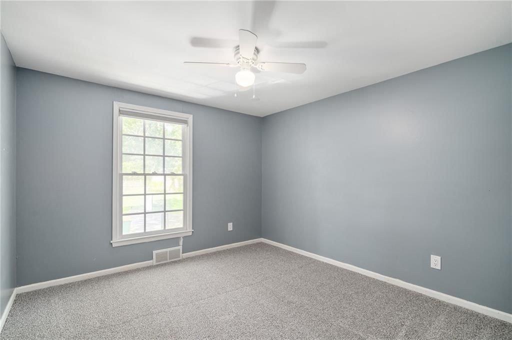 10603 W 98 Terrace — photo 33