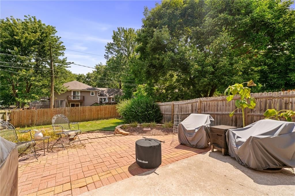 10603 W 98 Terrace — photo 43