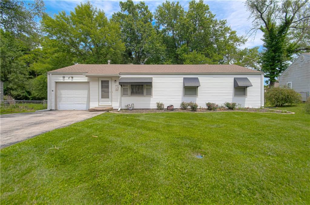 2418 NE PURSELL Road — photo 2