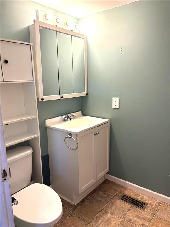 8288 Lee Road — photo 10