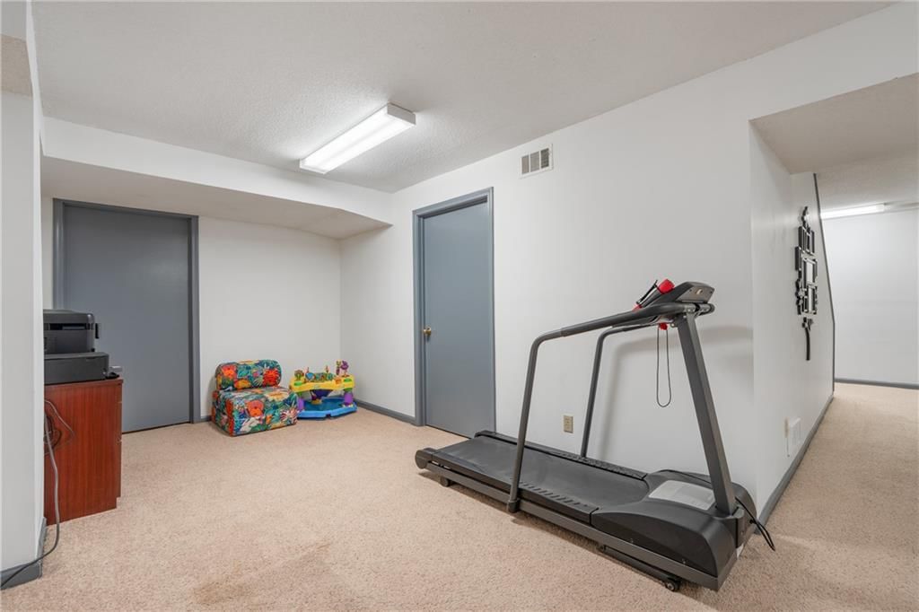 8602 N Beaman Avenue — photo 41