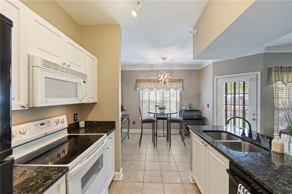 11617G Tomahawk Creek Parkway — photo 7