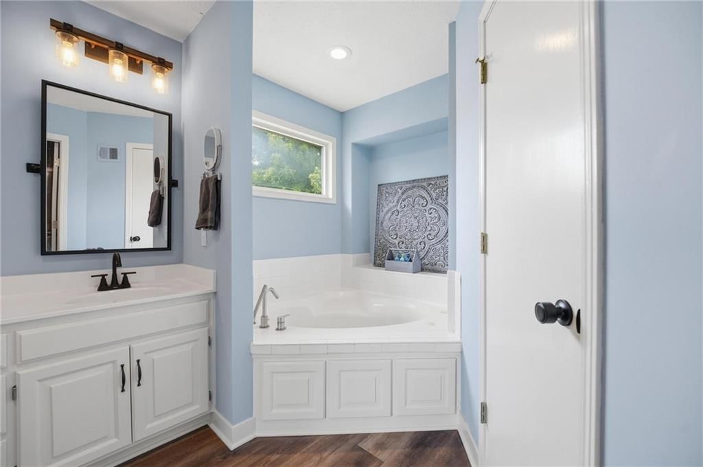 1612 NE Bluff Street — photo 19