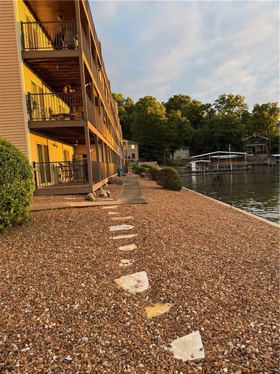 5499 Three Seasons Road — photo 28
