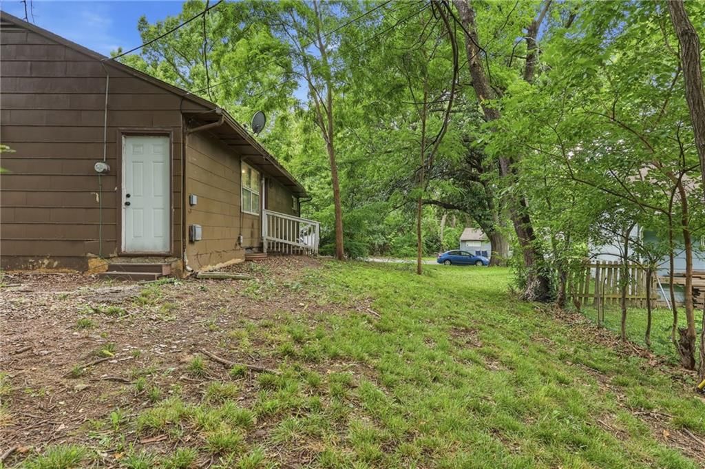 7900 Longview Road — photo 39