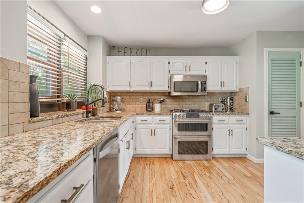 6498 NW Morrell Drive — photo 7