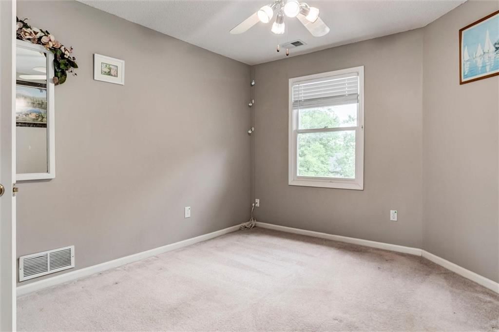 8910 W 132nd Terrace — photo 19