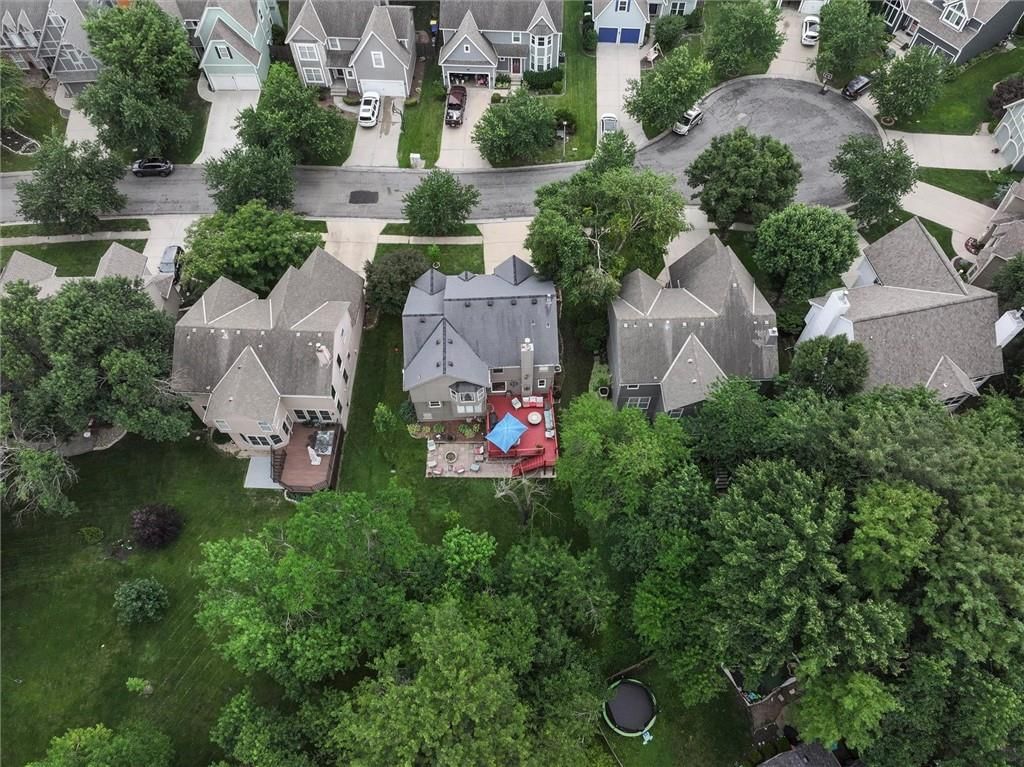8910 W 132nd Terrace — photo 33