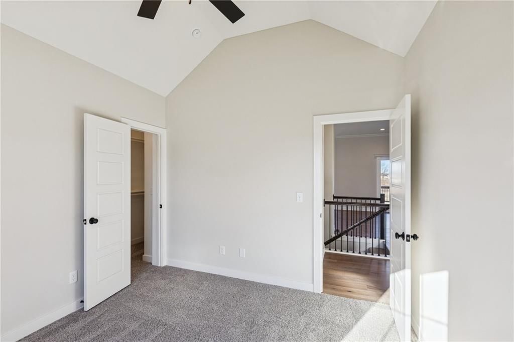 Photo 36 of 46 - 9810 N Laurel Avenue, Kansas City, MO 64157