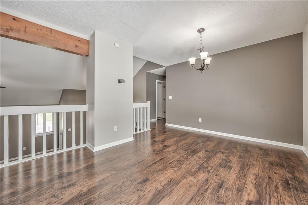 11100 N Mcgee Street — photo 6