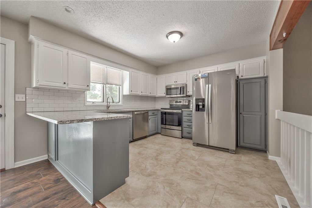11100 N Mcgee Street — photo 7