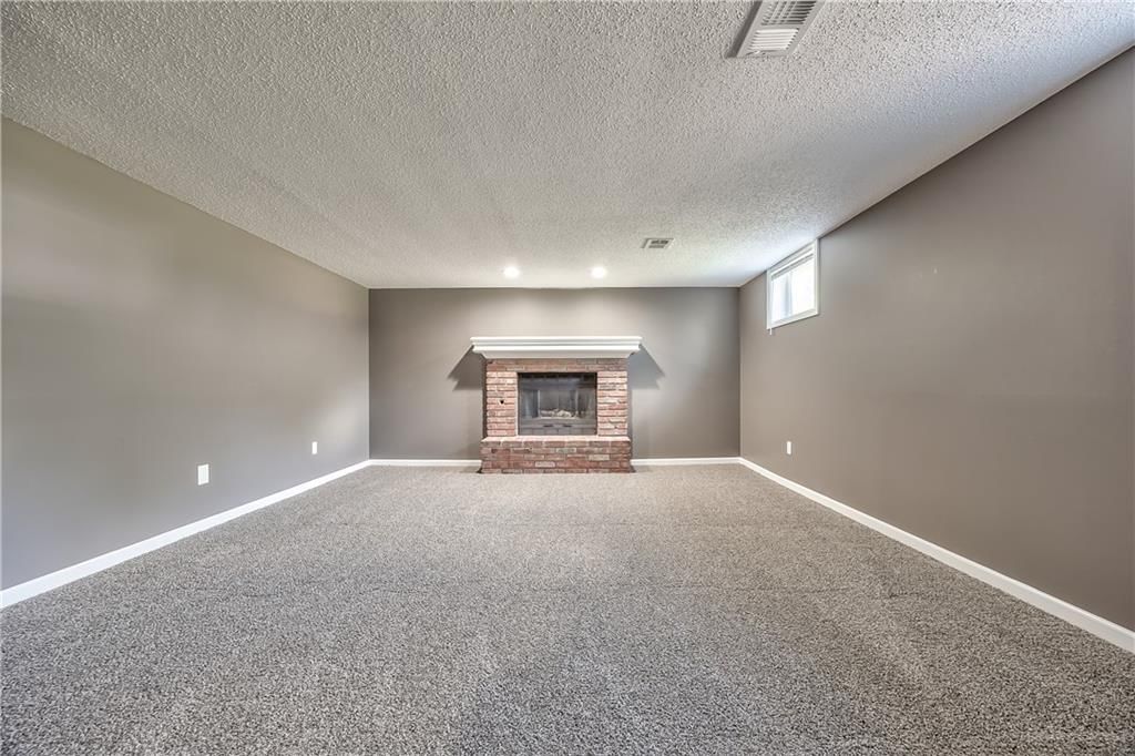 11100 N Mcgee Street — photo 20