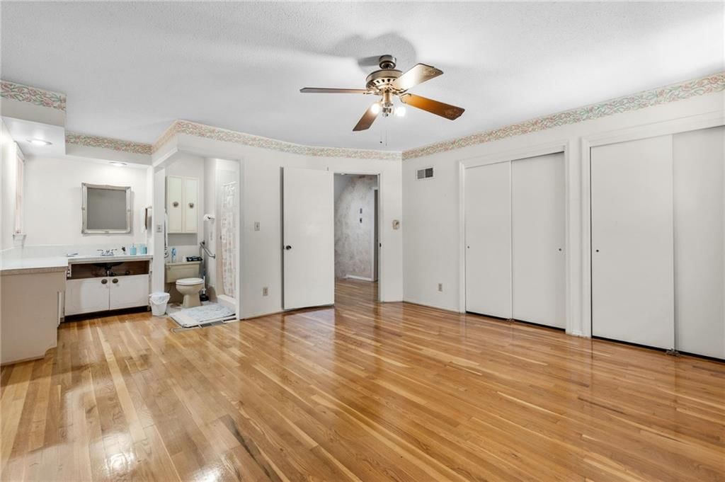 8615 E 89th Street — photo 38