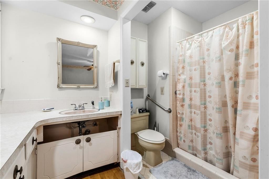8615 E 89th Street — photo 39