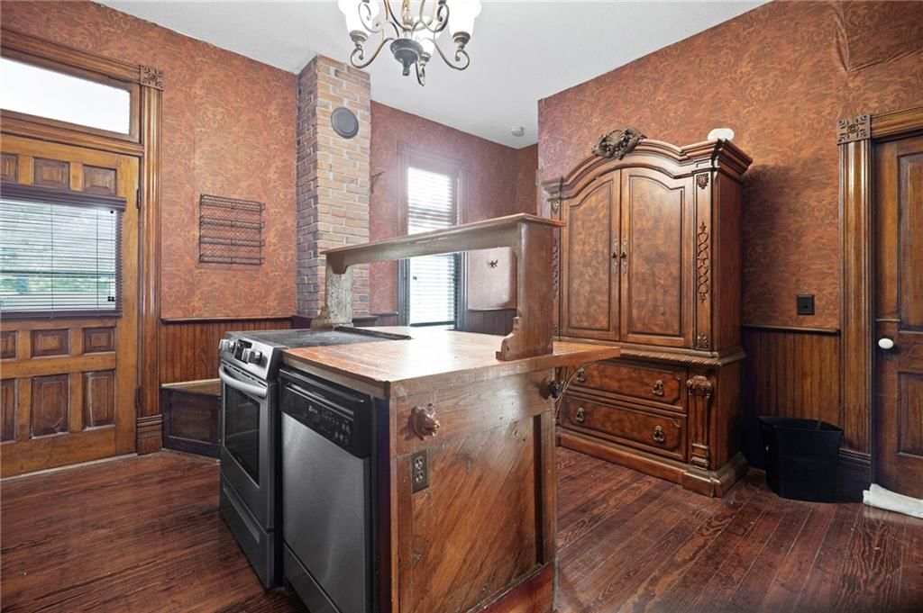 407 S 5th Street — photo 16