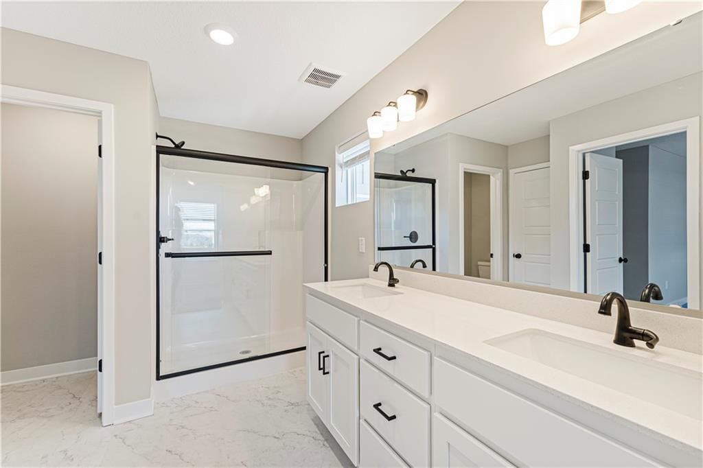 8814 SW 10th Street — photo 4