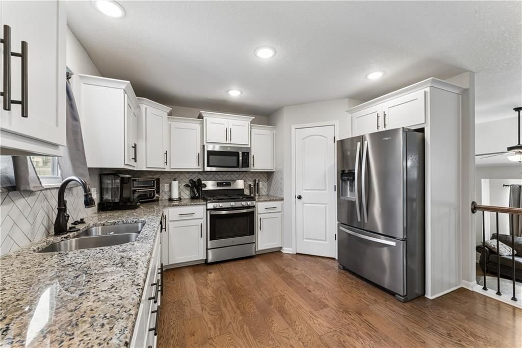 1700 Chestnut Street — photo 10