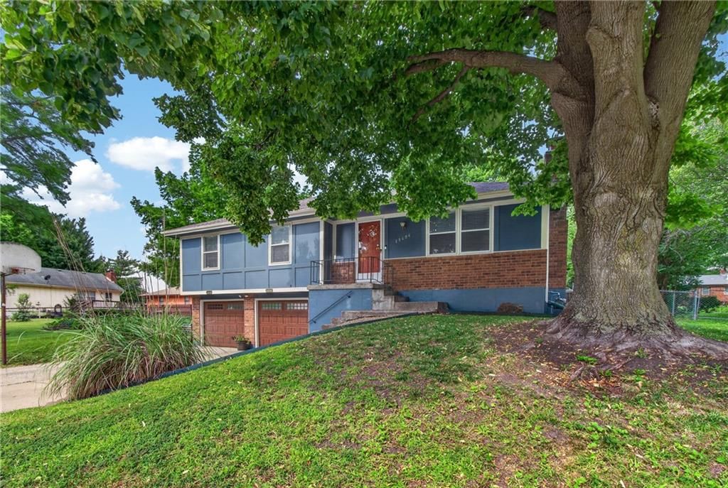 13404 Oakland Avenue — photo 4