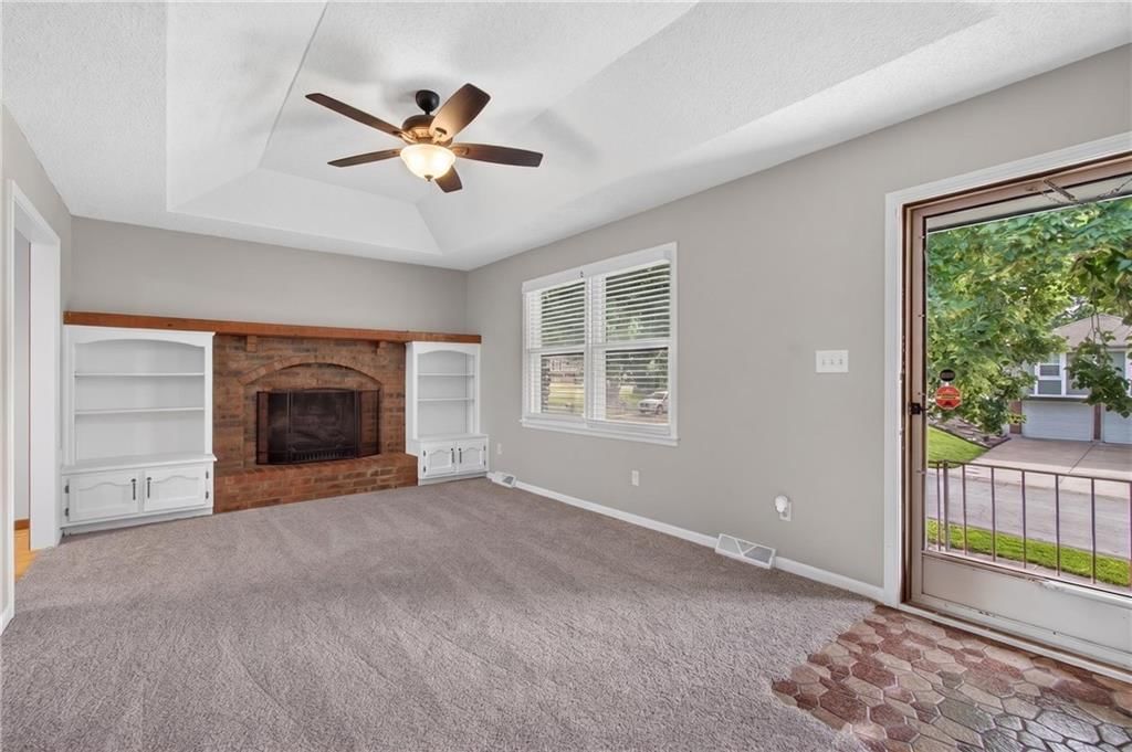 13404 Oakland Avenue — photo 7