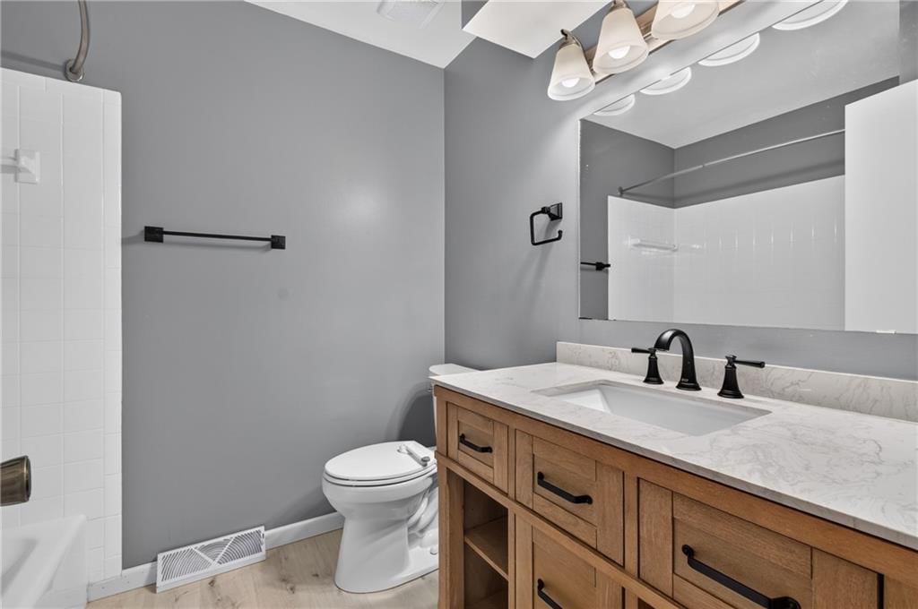 13404 Oakland Avenue — photo 22