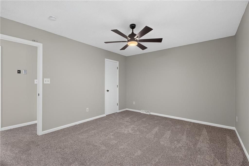 13404 Oakland Avenue — photo 26