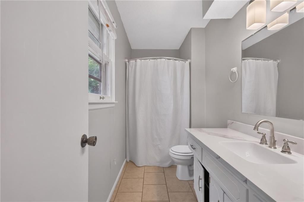 13404 Oakland Avenue — photo 30