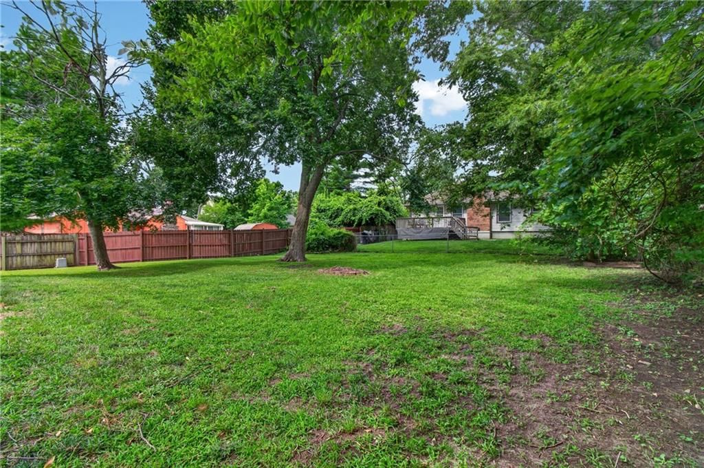 13404 Oakland Avenue — photo 38