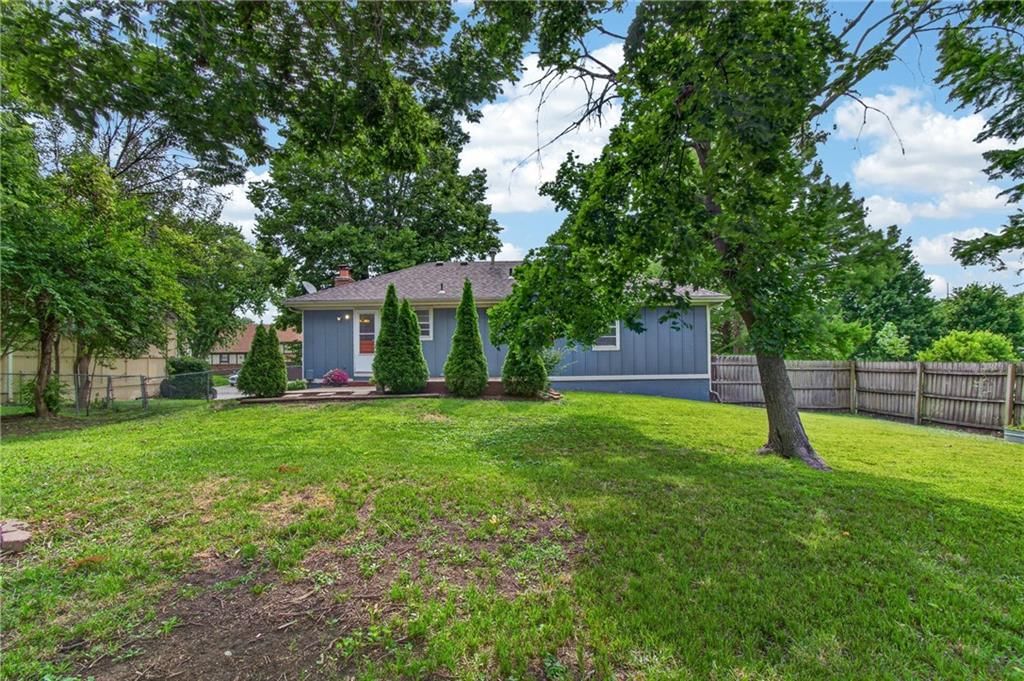13404 Oakland Avenue — photo 40